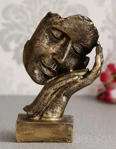 Antique Look Human Face Resting on Hands – Handcrafted Polyresin Showpiece (Gold)