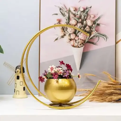 Gold Finish Metal Geometric Flower Vase – Modern Home & Table Decor (24 x 24 cm)